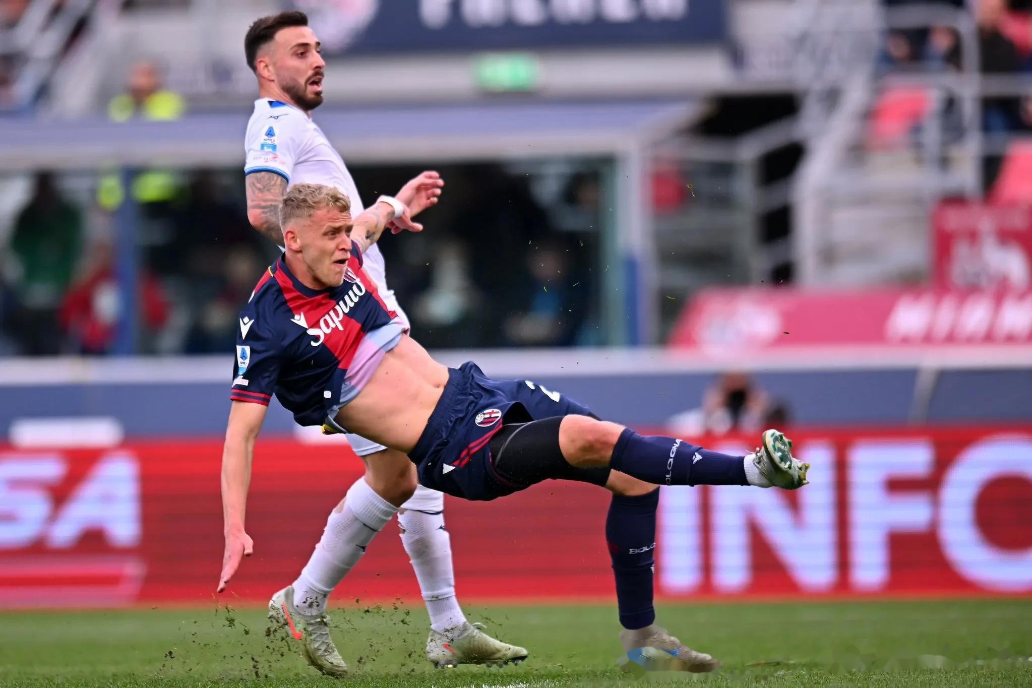 博洛尼亚主场击败巴勒莫，保持不败