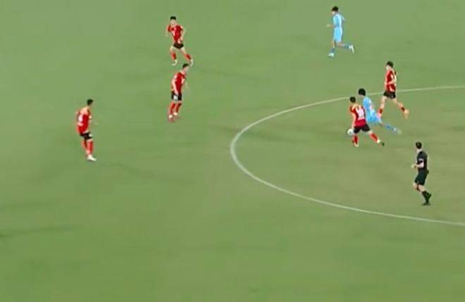 广岛三箭空降颓势，难获胜绩